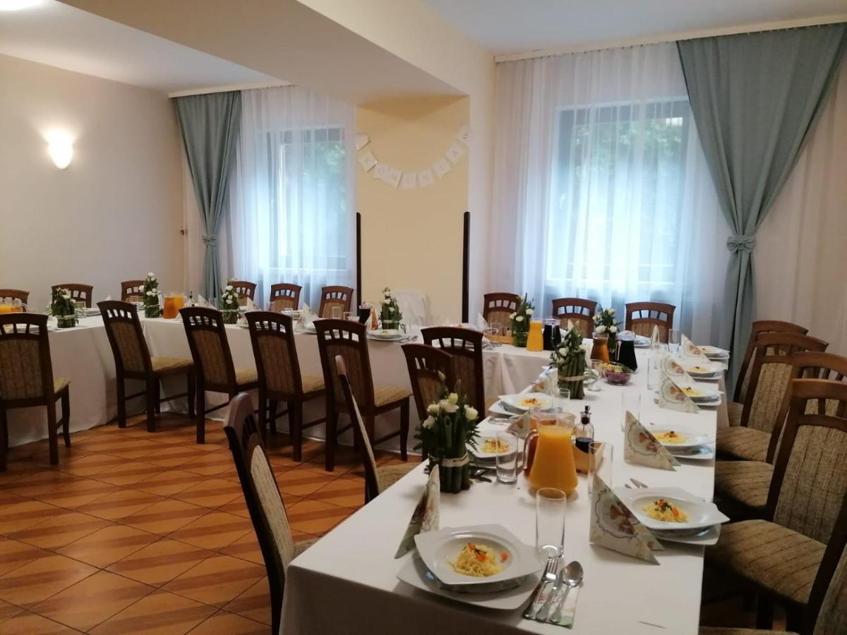 Апарт готель Obiekt "Czarny Rycerz" Ястшембе-Здруй Екстер'єр фото